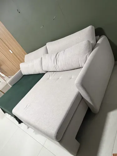 Sofá 2,50 linho comprado há 2 meses por R$ 5.400,00 na CONFORT design tenho nota