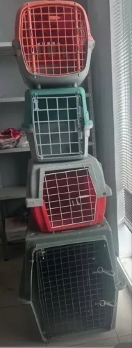 Caixas para transportar cães e gatos