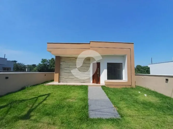 Casa com 2 quartos, 1 suíte e 1 vaga à venda, 75 m² por R$ 415.000 - Pindobas - Maricá/RJ