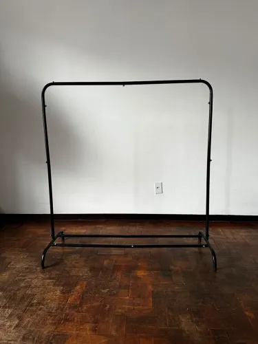 Arara de roupas