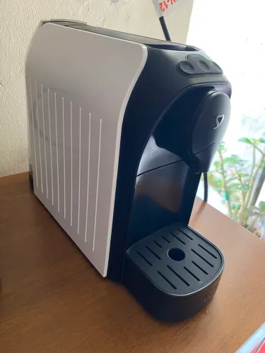 Cafeteira Espresso e Multibebida Passione Branca - 127V BRANCA