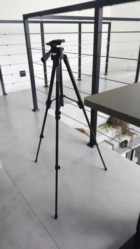 Tripé Profissional Nagnahz NA-3560 - Alumínio, Cabeça 3-Way (Excelente Estado)