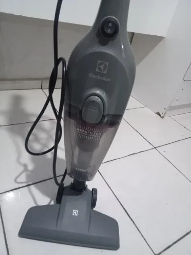 Aspirador de pó 1450W - Praticamente novo