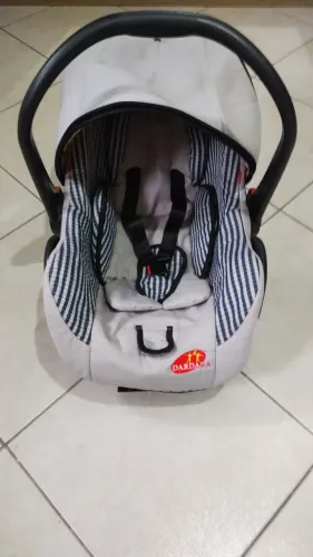 Bebe conforto da marca Dandara .Higienizada .......