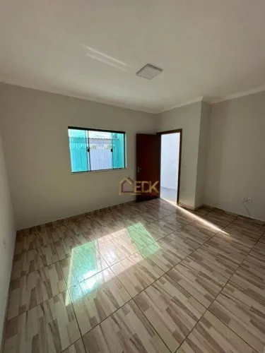Casa com 2 dormitórios à venda, 66 m² por R$ 235.000 - Mantiqueira - Pindamonhangaba/SP