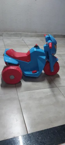 Motoca elétrica bandeirantes
