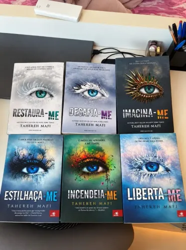 Estilhaça-me box completo com marca páginas