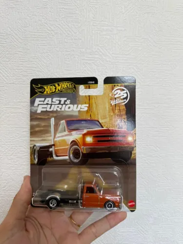 Hot Wheels caminhao Velozes e Furiosos Chevy 1967 C-10  1/64