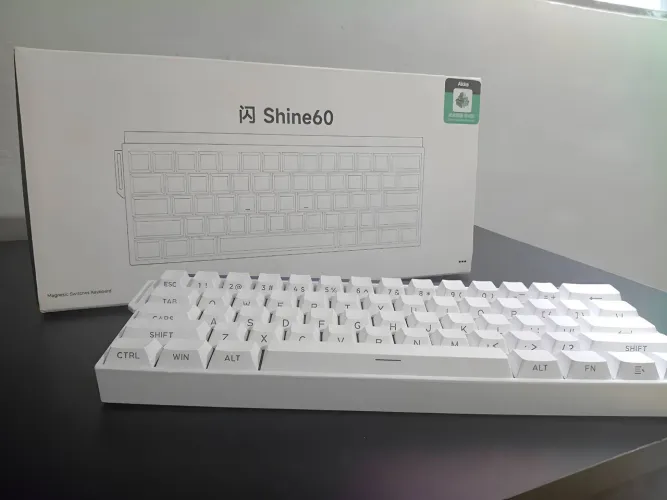 Teclado magnético shine60 he