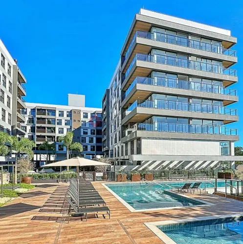 Lindo apartamento de 2 Suítes em Condomínio Club em Jurerê Internacional.