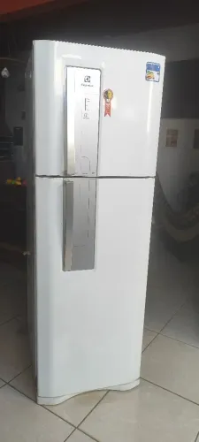 Geladeira electrolux Frost free 400 litros