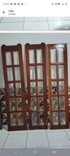 porta de madeira com vidro ! Aceito trocas
