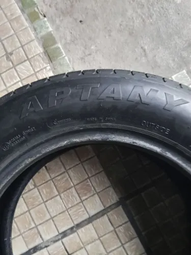 PAR DE PNEUS ARO 15 OPALA 