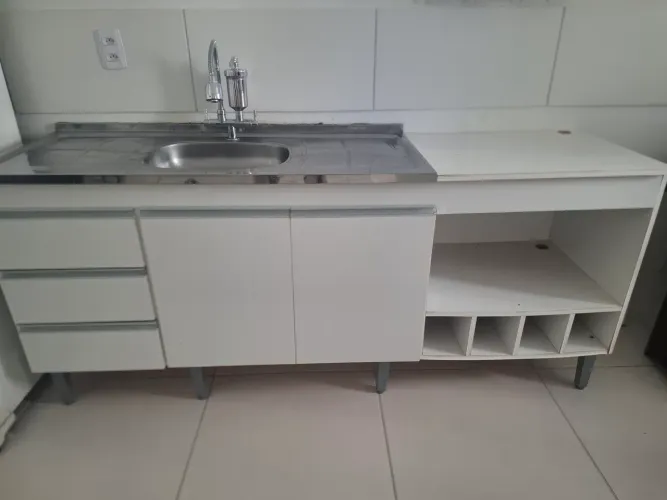 Vende-se Bancada de Pia