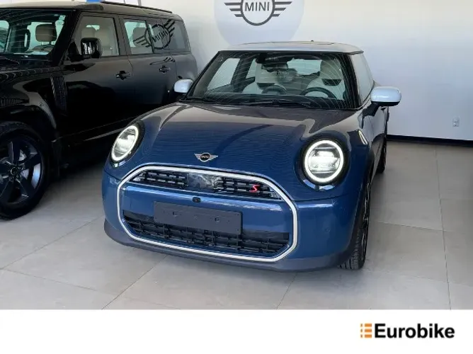 Mini Cooper 1.5 12V Twinpower Gasolina TOP 2P Steptronic 2026
