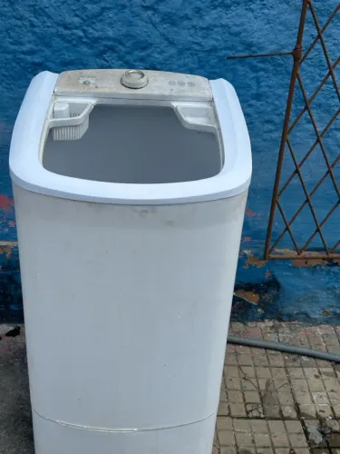 Tanquinho 10kg funciona perfeitamente