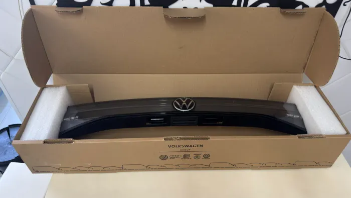 Moldura Tampa Porta Malas Vw Tcross 2025