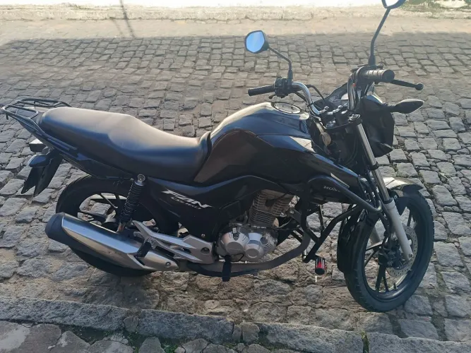 Moto fan 160 2024