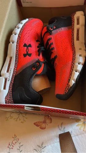 Tenis under armour
