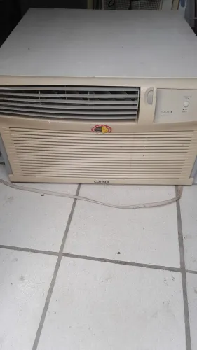 Ar condicionado de janela
