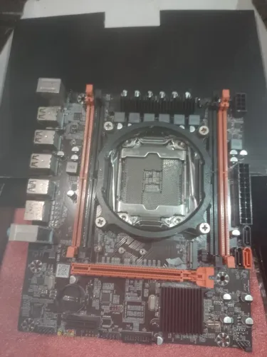 Placa-mãe usada para processadores da linha xeon 