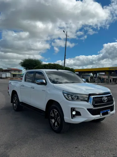 Toyota Hilux CD SRX 4X4 2.8 TDI 16V Diesel Aut. 2016
