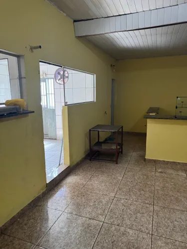 Salão Comercial na Av. Catigua(Canguru)
