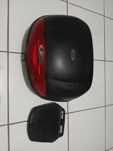 Baú givi 45L