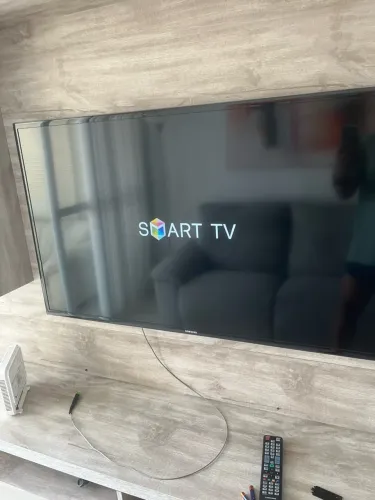 Smart TV Samsung Led 48 pol seminova