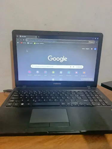Notebook Samsung Essentials E32 i3 8GB RAM HD 1TB