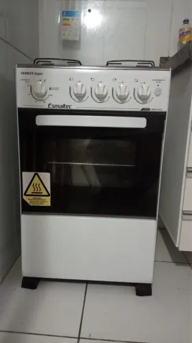 Vendo Fogão Esmaltec 4 bocas