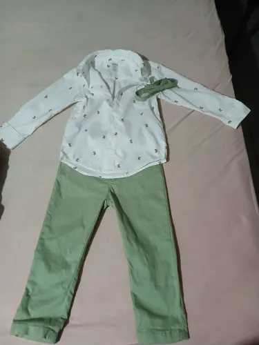 Roupa social Carter's EUA