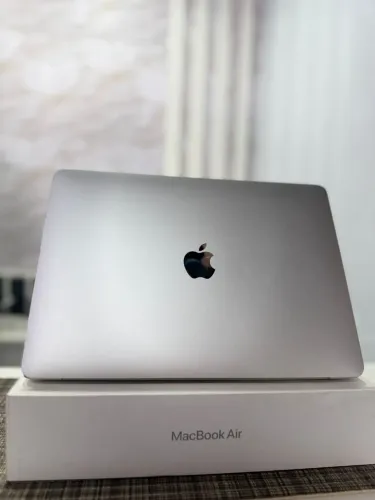 MACBOOK AIR M1 256GB<br>R$ 3.499,00