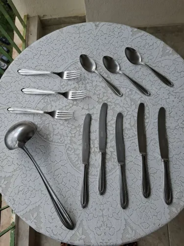 Talheres em inox remanescentes de faqueiro marca ZIVI INOX vintage e bem conservados