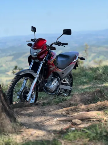 Honda NX 4 Falcon 400 2008