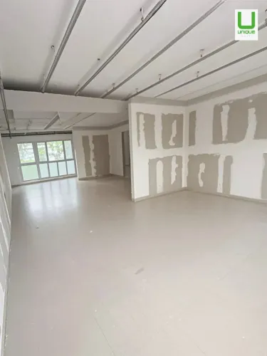 SALA COMERCIAL DE 61 M² NO BAIRRO SANTA LÚCIA