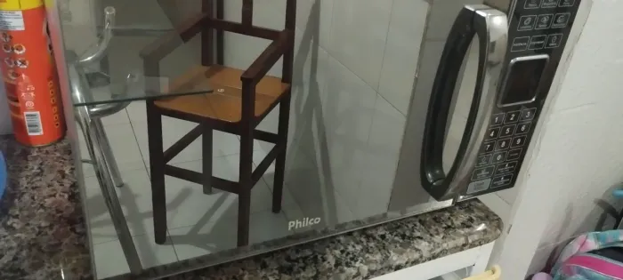 Microondas espelhado