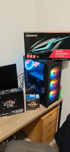 PC Gamer Ryzen 5 5600 + RX 6600 8GB Triple Fan + 24GB RAM DDR4 + 2TB SSD (Nvme + SATA)