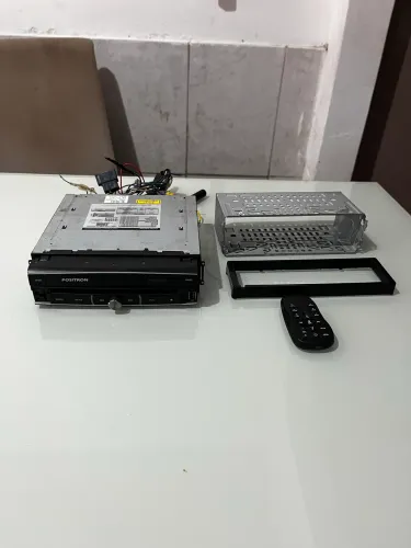Multimídia retrátil positron