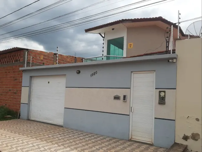 Sobrado à venda
