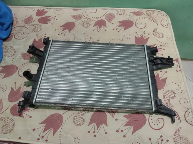 Radiador do Corsa celta clássic com ar condicionado