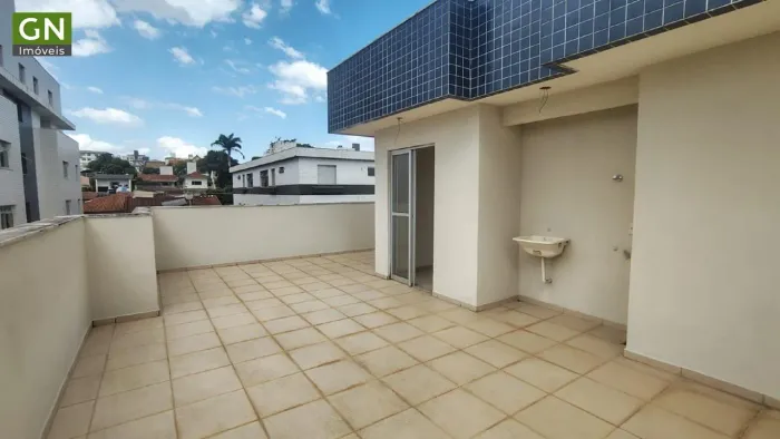 Cobertura à venda, 2 quartos, 1 suíte, 2 vagas, Nova Suíssa - Belo Horizonte/MG
