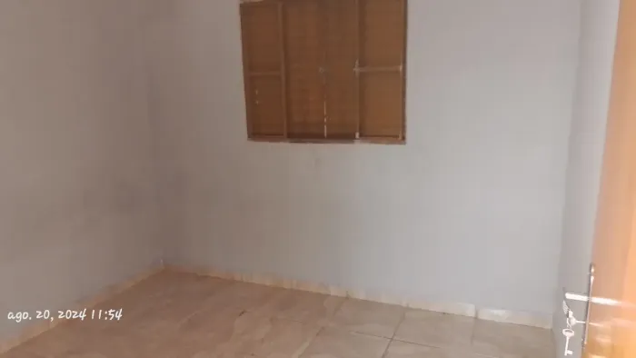 Vendo casa na cidade de Pederneiras bairro Bruno Cury.