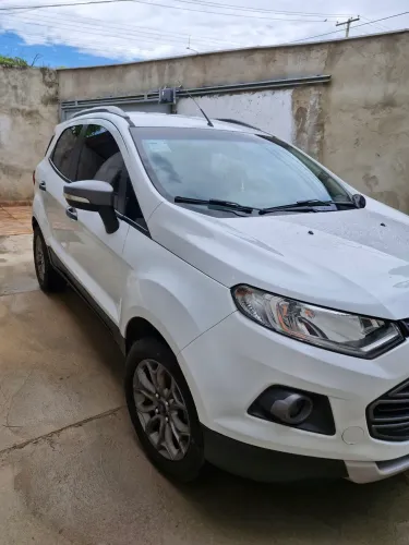 Ford Ecosport Freestyle 1.6 16V Flex 5P 2015
