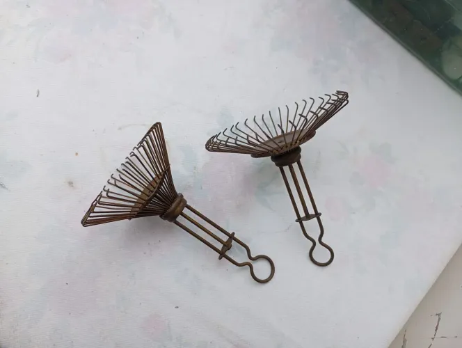 Pegador de ostra e siris, peças de Toualets.