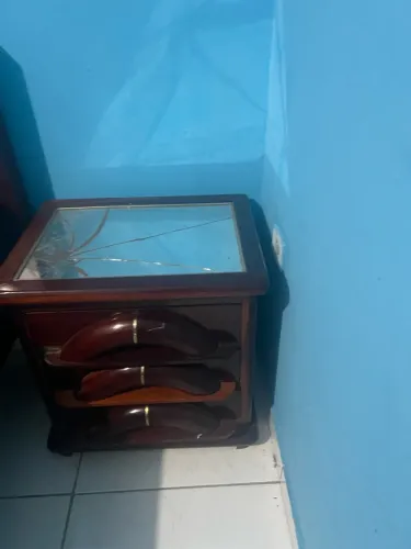 Mesa de cabeceira