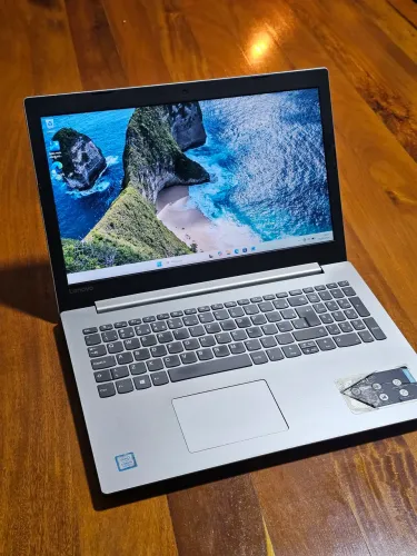 Notebook Lenovo Ideapad 330