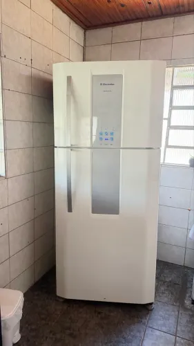 Vendo geladeira Electrolux Df80
