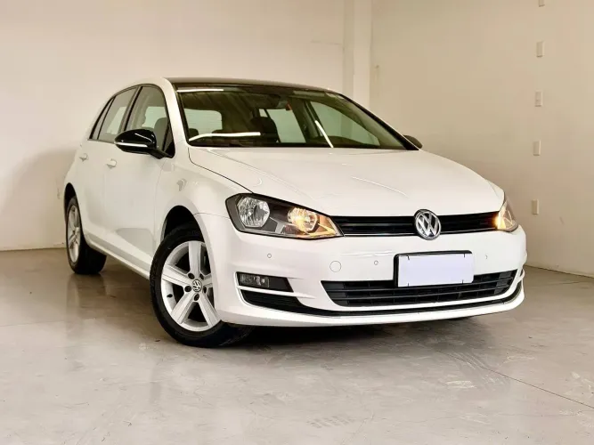Volkswagen Golf Highline 1.4 TSI Total Flex Aut. 2017