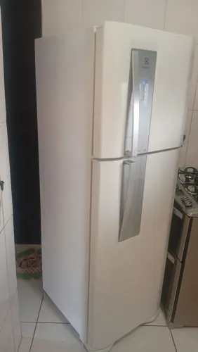 Geladeira electrolux Frost free